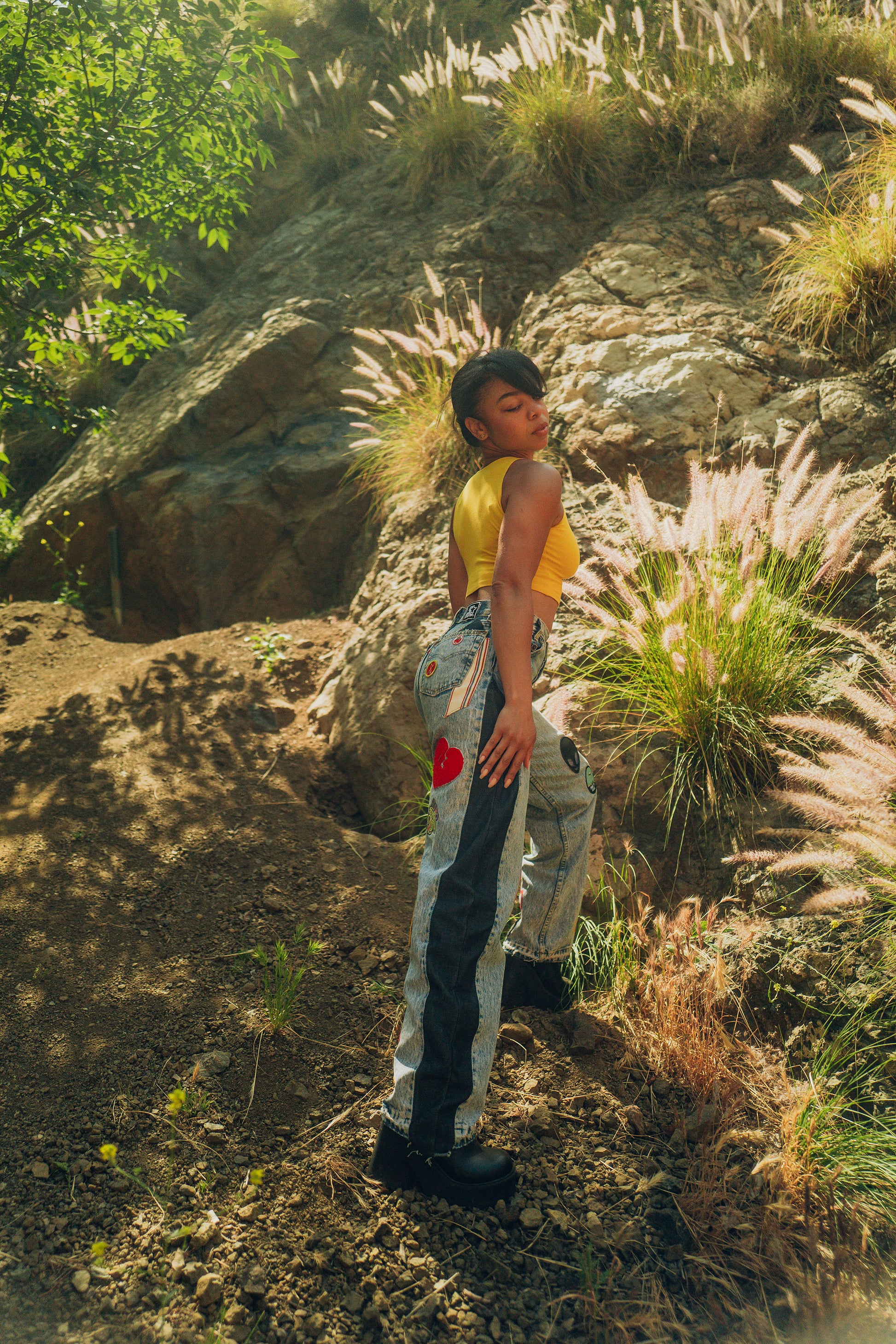 VINTAGE PATCHED PANEL 501[S; HVNS CROP TOP