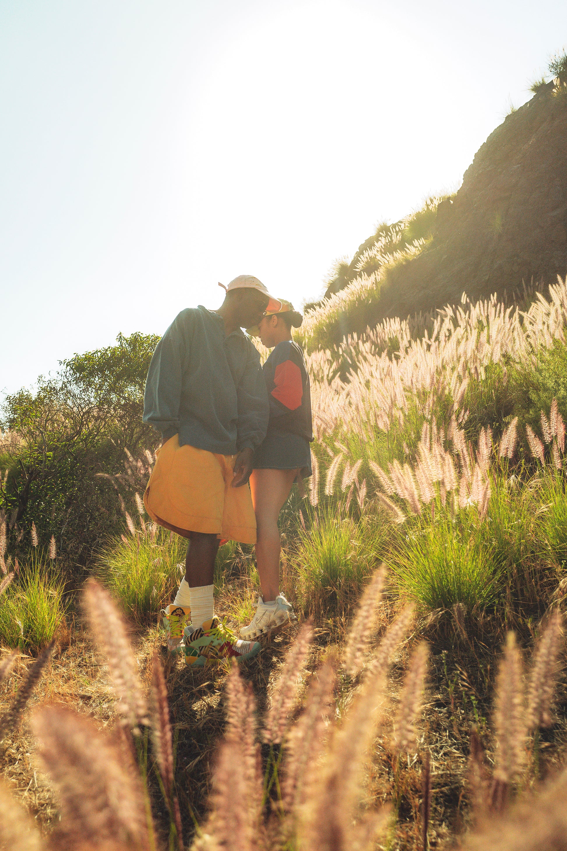 VINTAGE LONG SLEEVE TOPS,;PAINT DAB CAPS; PARIS DENIM MINI; HVY CANVAS SHORT